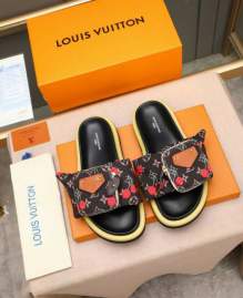 Picture of Louis Vuitton Slippers _SKULVsz35-46hnh08071184